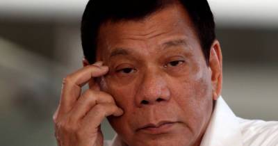 Президент Филиппин предложил пробираться в дома людей и вакцинировать их во сне