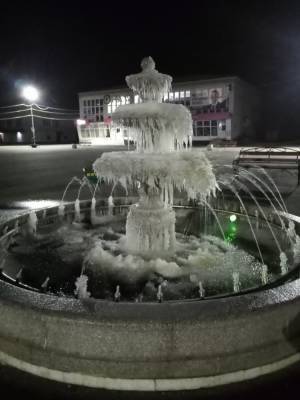В одним из сел Курганской области ночью замерз фонтан