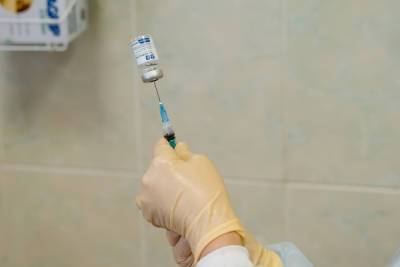 Жительницу Твери оштрафовали за комментарий про вакцину «Спутник V»