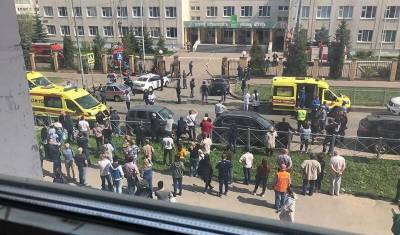 Родители заступились за директора казанской гимназии, где расстреляли 9 человек
