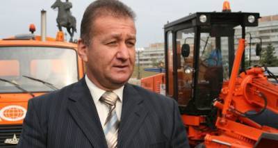 Мэр Луганска заявил, что проблема с вывозом мусора решена и ушёл в отпуск