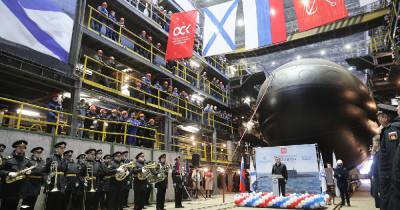 В России приняли на вооружение подводную лодку "Магадан" с ракетами "Калибр" (фото)