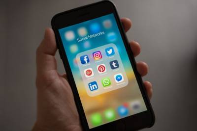 Instagram будет информировать пользователей о сбоях в работе приложения
