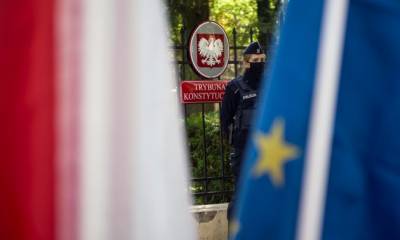 Польша дразнит ЕС мнимым выходом — эксперт