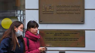 Шанинка заявила о штатной работе после задержания ректора Зуева