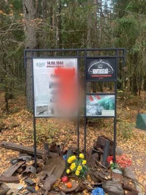 Вандалы вновь атаковали мемориал танкистам в Выборгском районе – фото