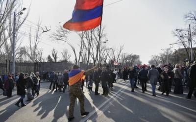 Понять и осознать: власти Армении призвали оппозицию смириться с нынешним статусом