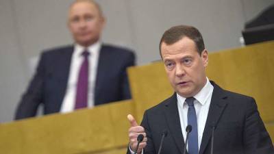 Кремлевский «бенефис»: что и кому хотел донести Медведев в своей статье об Украине
