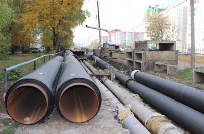 На улице Стаханова энергетики заменят почти 800 метров труб