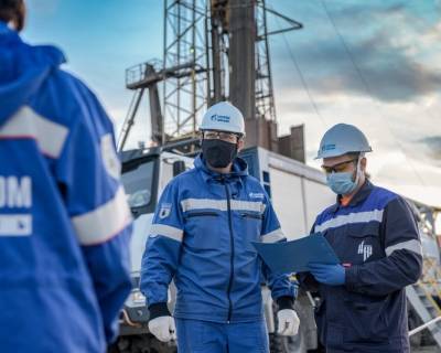 Югорские нефтяники протестировали новый состав жидкости для добычи нефти
