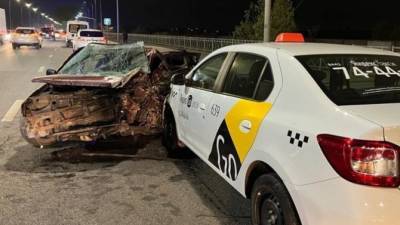 В массовом ДТП в Волгограде погиб водитель иномарки
