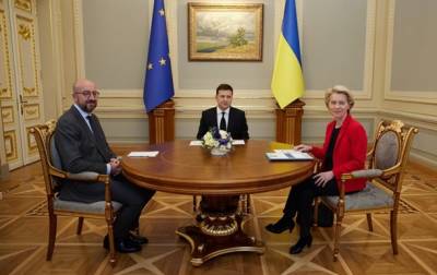 ЕС призвал Украину юридически обосновать законодательство об олигархах