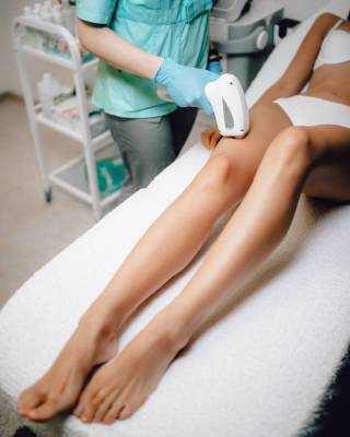 Лазерная эпиляция: почему подходит мужчинам и женщинам, почему комфортнее шугаринга и одинаково эффективна для разных типов кожи