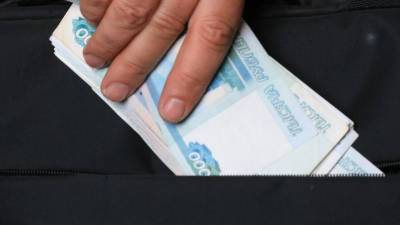 В Башкирии за укрывательство нарушений фирмы полицейскому предлагали 8, 5 миллионов
