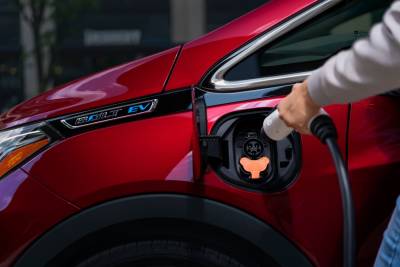 LG согласилась выплатить General Motors $1,9 млрд из $2,0 млрд, потраченных на отзыв проблемных батарей электромобилей Chevrolet Bolt