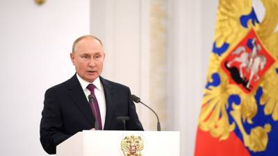 «Главный наш враг — это низкие доходы граждан»: Путин рассказал о планах выделить 41,5 трлн рублей на поддержку россиян