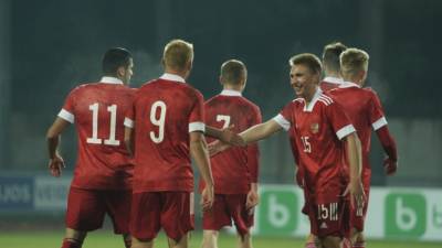 Молодёжная сборная России по футболу посвятила Симоняну победу над Литвой