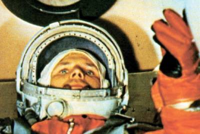 Скончался отбиравший Гагарина в отряд космонавтов врач