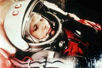 Умер врач Колосов, отбиравший Гагарина для полета в космос - aif.ru - Санкт-Петербург