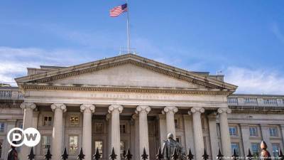 В Конгрессе США одобрили временное повышение лимита госдолга