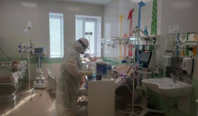 Красная зона. Что происходит в одном из крупнейших ковидных госпиталей Башкирии
