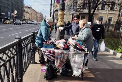 Центр Петербурга избавили от незаконных торговцев