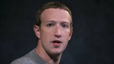В Сенате потребовали Цукерберга сохранить разоблачающие Facebook документы