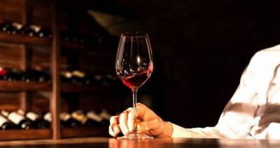 Как выбрать вино людям с искаженным обонянием после COVID-19