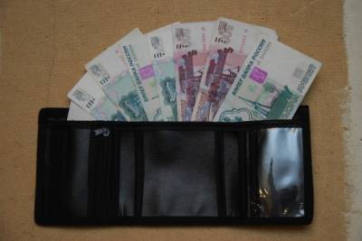 Волгоградские пенсионеры хотят получать зарплату в 30 000 рублей