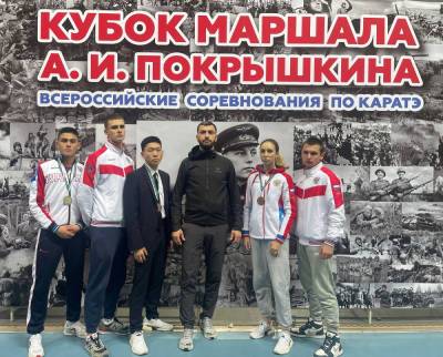 18 медалей завоевали сахалинские каратисты на соревнованиях в Новосибирске
