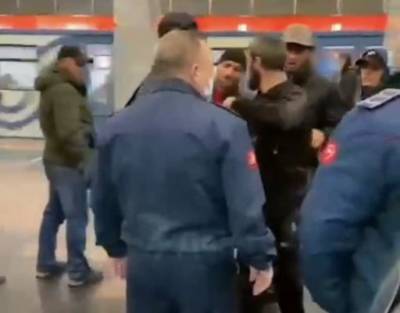 Очередной инцидент с кавказцами в московском метро: москвичи возмущены — видео