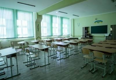 Школам Украины рекомендуют начать осенние каникулы с 18 октября