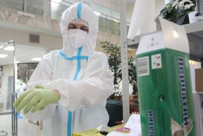 В Москве за сутки выявили 4410 случаев коронавируса