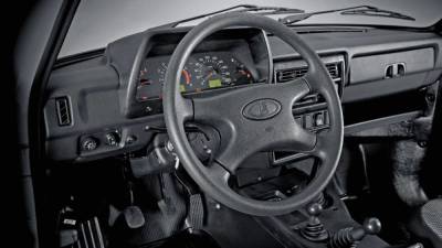 АвтоВАЗ в очередной раз поднимет цены на модели Lada