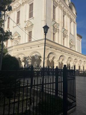 В Астраханской епархии прокомментировали появление ограждения на территории Кремля