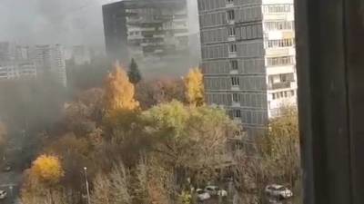 Появилось видео пожара новостройки на Болотниковской улице в Москве