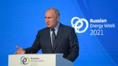 Путин рассказал о планах увеличения производства СПГ к 2035 году