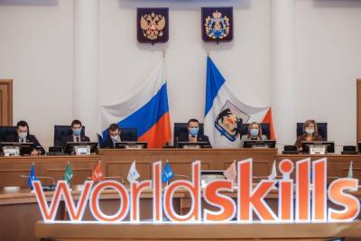 Никитин наградил победителей финала нацчемпионата WorldSkills Russia