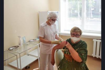 В Новосибирске за отказ от вакцинации будут отстранять от работы