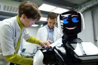В Ульяновске одаренные дети научатся создавать роботов