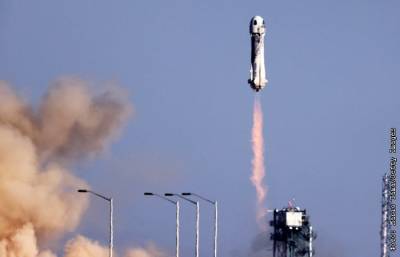 Корабль Blue Origin с Уильямом Шетнером стартовал в суборбитальный полет