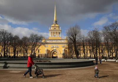 Петербуржцы не считают праздником День народного единства