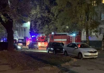 На вызов в общежитие РГУ на улице Урицкого выехали 11 пожарных машин