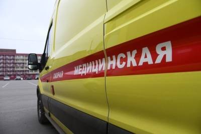 На трассе под Волгоградом в аварии с КамАЗом пострадали двое человек