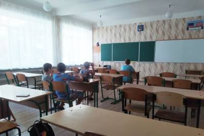 Глава ДНР разрешил школьникам отдыхать до 1 ноября