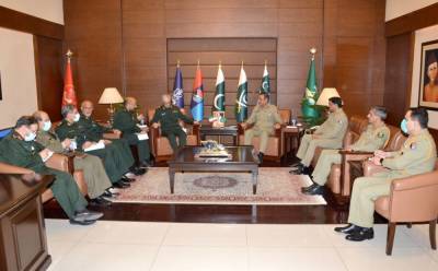 Высокопоставленные военные Ирана и Пакистана обсудили укрепление двусторонних отношений