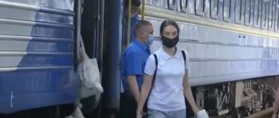 Укрзализныця вводит новые «карантинные» правила проезда