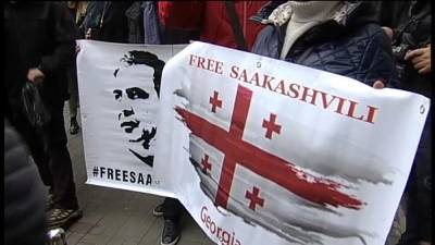 Сторонники Саакашвили протестуют в Киеве