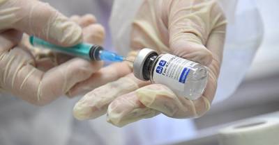 В Украине могут одобрить бустерную вакцинацию для людей с хроническими заболеваниями