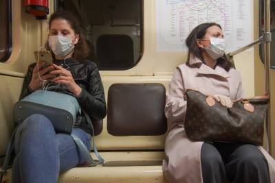 Эпидемиолог напомнил про ношение масок в общественном транспорте